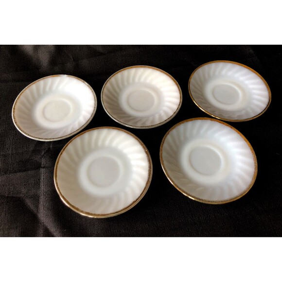 5 Milk Glass Saucers, Swirl Pattern, Golden Anniversary, Anchor Hocking 1950s - Picture 1 of 5